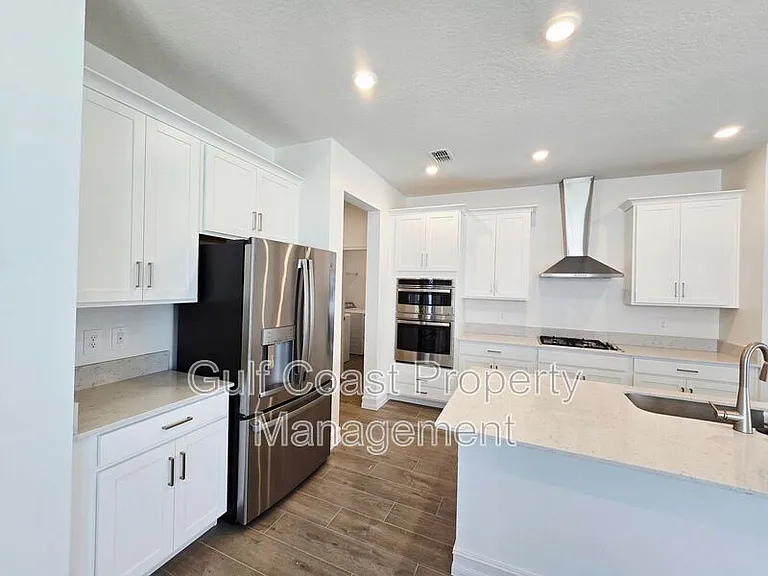 11757 71st Ave E — Photo 8