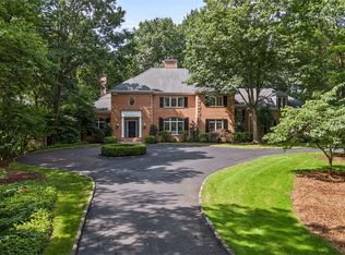 6 Winterberry Ln, Sewickley, PA 15143