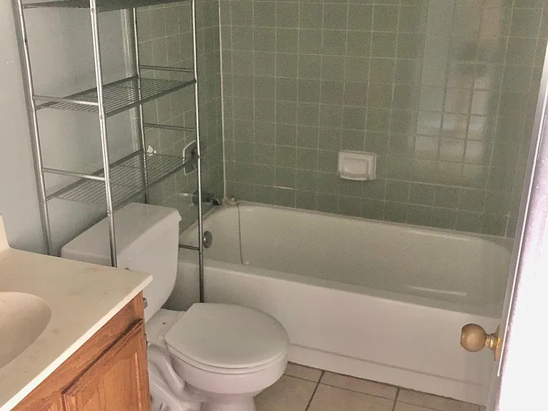 2206 Hemlock Dr — Photo 13