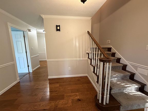 5th image of 4108 Alameda Close