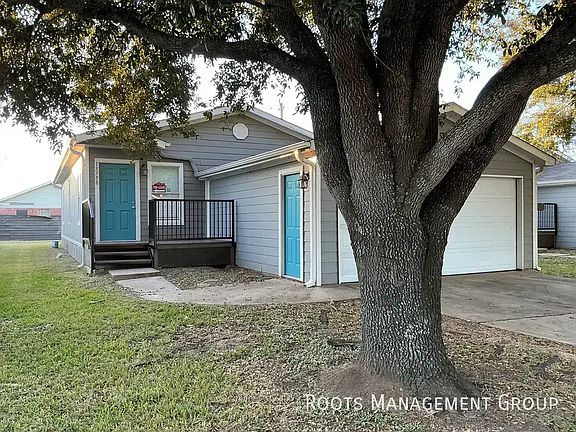 2nd image of 15758 Clarke Springs Dr #15758C