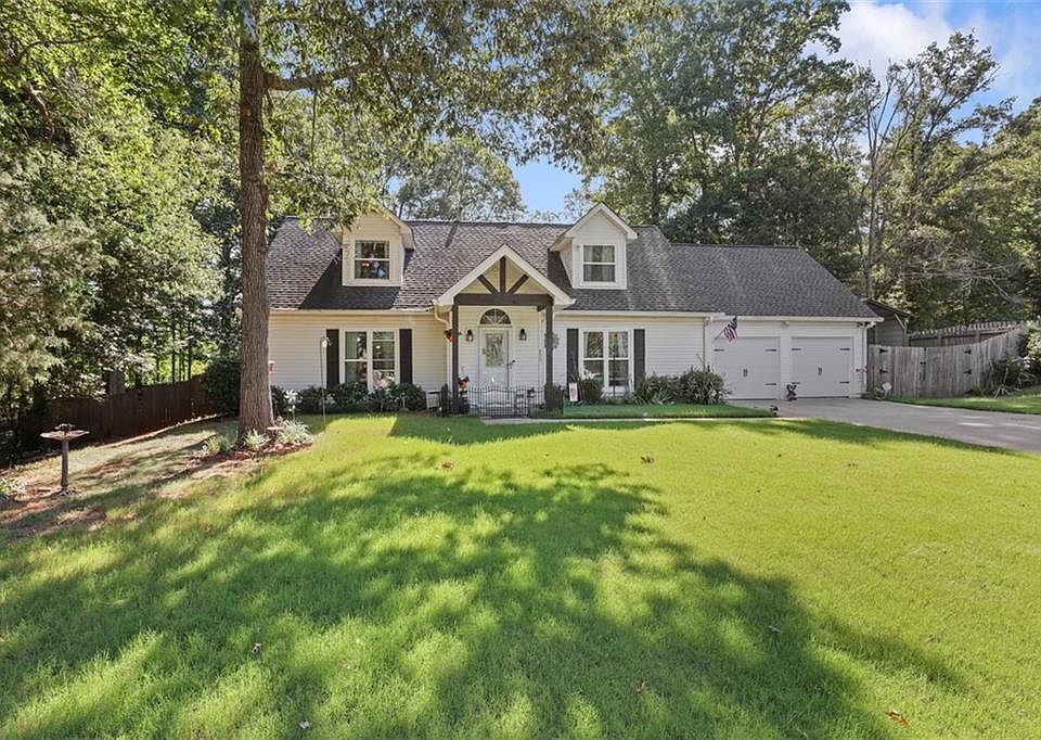 1st image of 895 Perrin Springs Ct