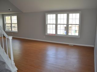 106 Chaucer Rd #B, Mount Laurel, NJ 08054