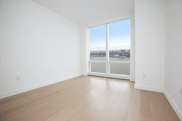 Rented by Brown Harris Stevens | media 39