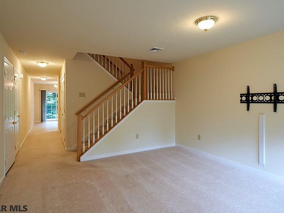 5th image of 142 Alma Mater Ct APT F