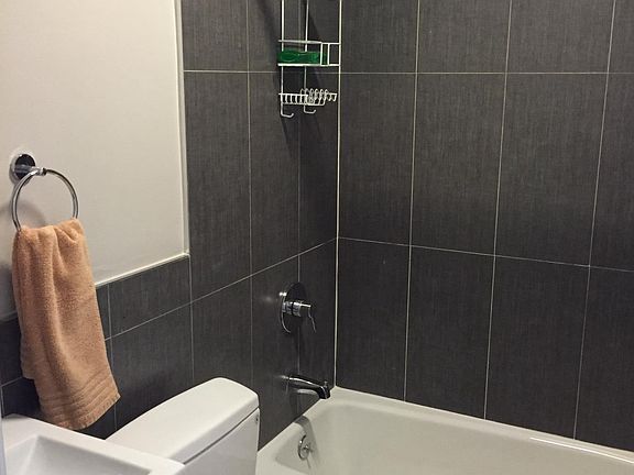 2nd image of 1589 Sacramento St APT 2