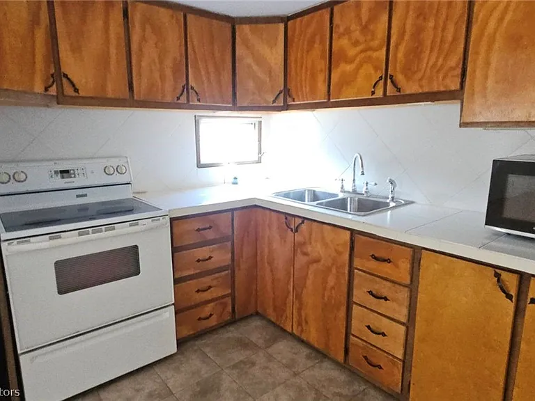 4506 Ferdinand Ave — Photo 4