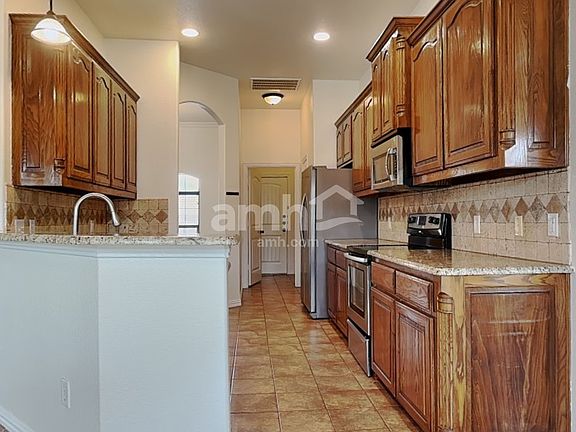 4th image of 101 Winged Foot Dr