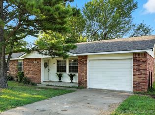 1003 SW 14th Pl, Wagoner, OK 74467