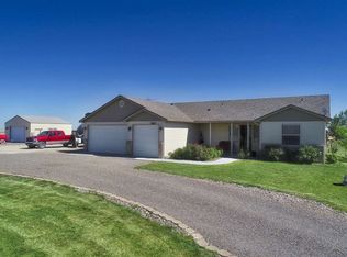 5835 SW Ashley Ct, Mountain Home, ID 83647