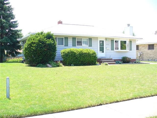 1st image of 34562 Iris Ln