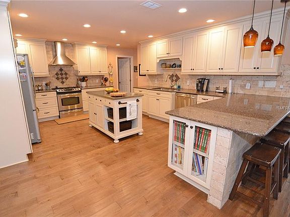 2nd image of 455 Palmetto St