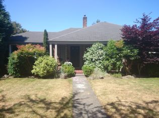 2555 29th Ave W, Seattle, WA 98199