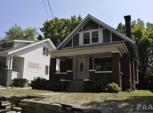 302 E McClure Ave, Peoria, IL