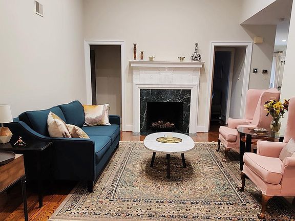 Living Room, Dining Room, 3 Bed and 2 Bath on the Main level
