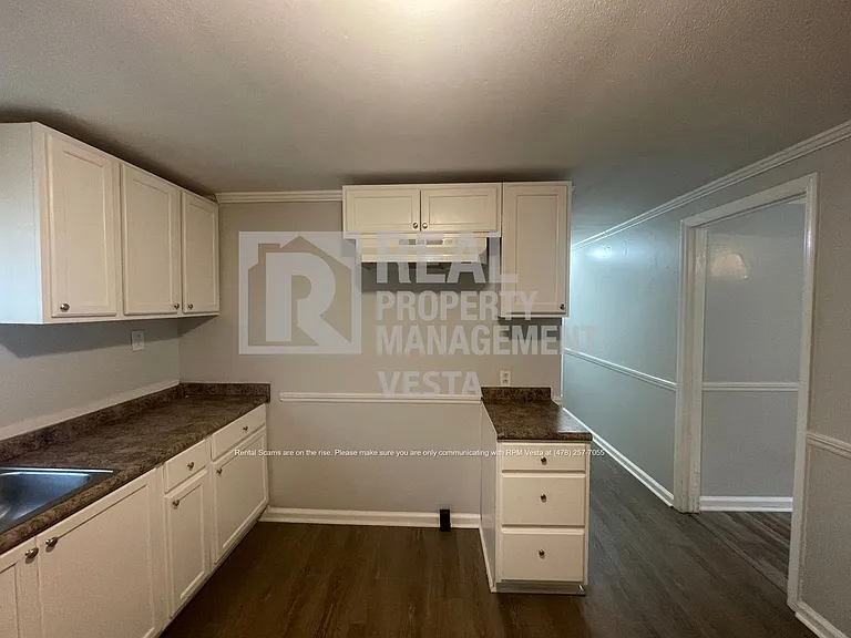 5624 Swymer Dr #B — Photo 5