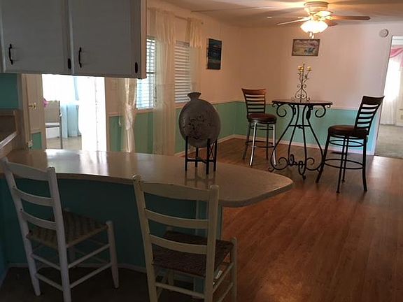3rd image of 1203 Croton Dr