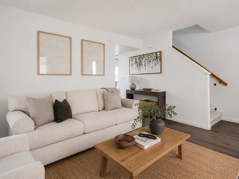 357 W Lakeview Dr S — Photo 3