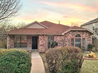 2905 Andante Dr, Grand Prairie, TX 75052