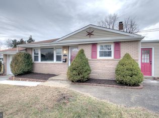 133 Sunnyside Ln, Bellmawr, NJ 08031