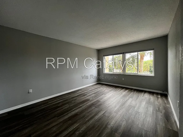 8950 Park Blvd #310 — Photo 9