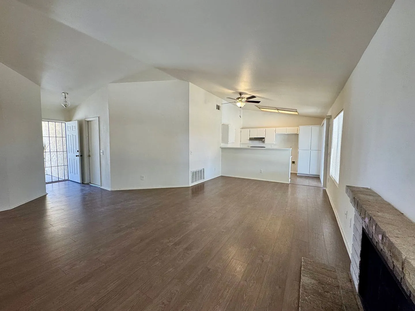 Adelanto Home- 3 Bedrooms, 2 Bathrooms, Laminate Floors, Large Back Yard — Photo 3