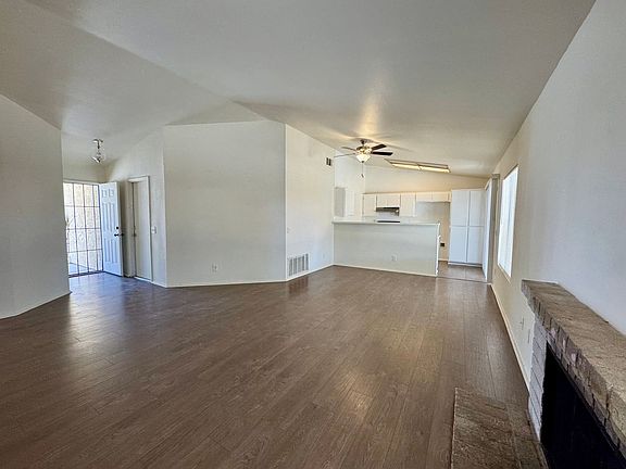 3rd image of 10624 Palmyra St