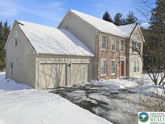 4th image of 1765 Dayton Dr