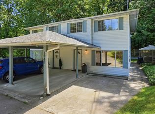 184 Westwood Rd #B, Nanaimo, BC V9R 6R8