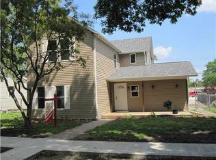 1219 8th St NW, Cedar Rapids, IA 52405