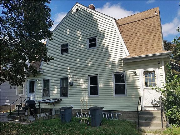 2nd image of 120 Oakdale Ave