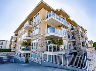15164 Prospect Ave Unit 201, White Rock, BC V4B 2B9