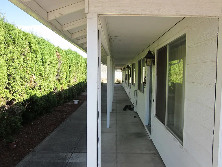 1805 16th Ave SE #1 — Photo 26