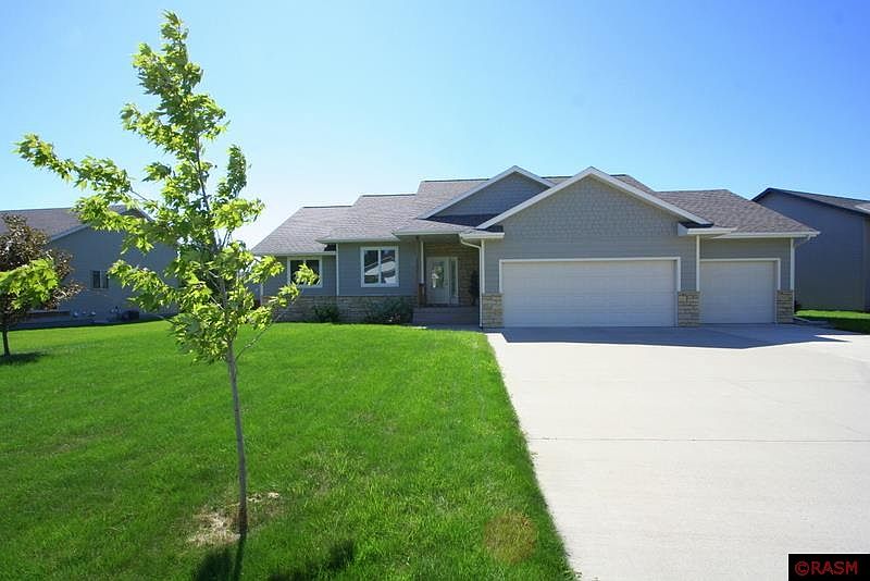 1st image of 506 Thomas Dr