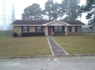 16 Clara St, Cowarts, AL 36321