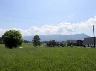 120 Luther Clinton Way, Sevierville, TN 37876