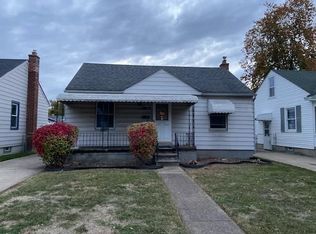 8012 Mayfair St, Taylor, MI 48180