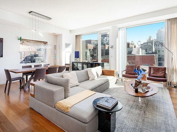 2nd image of 311 West Broadway