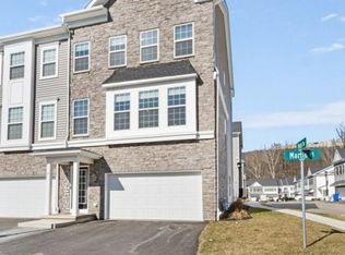 16 Martin Pl, Morris Plains, NJ 07950