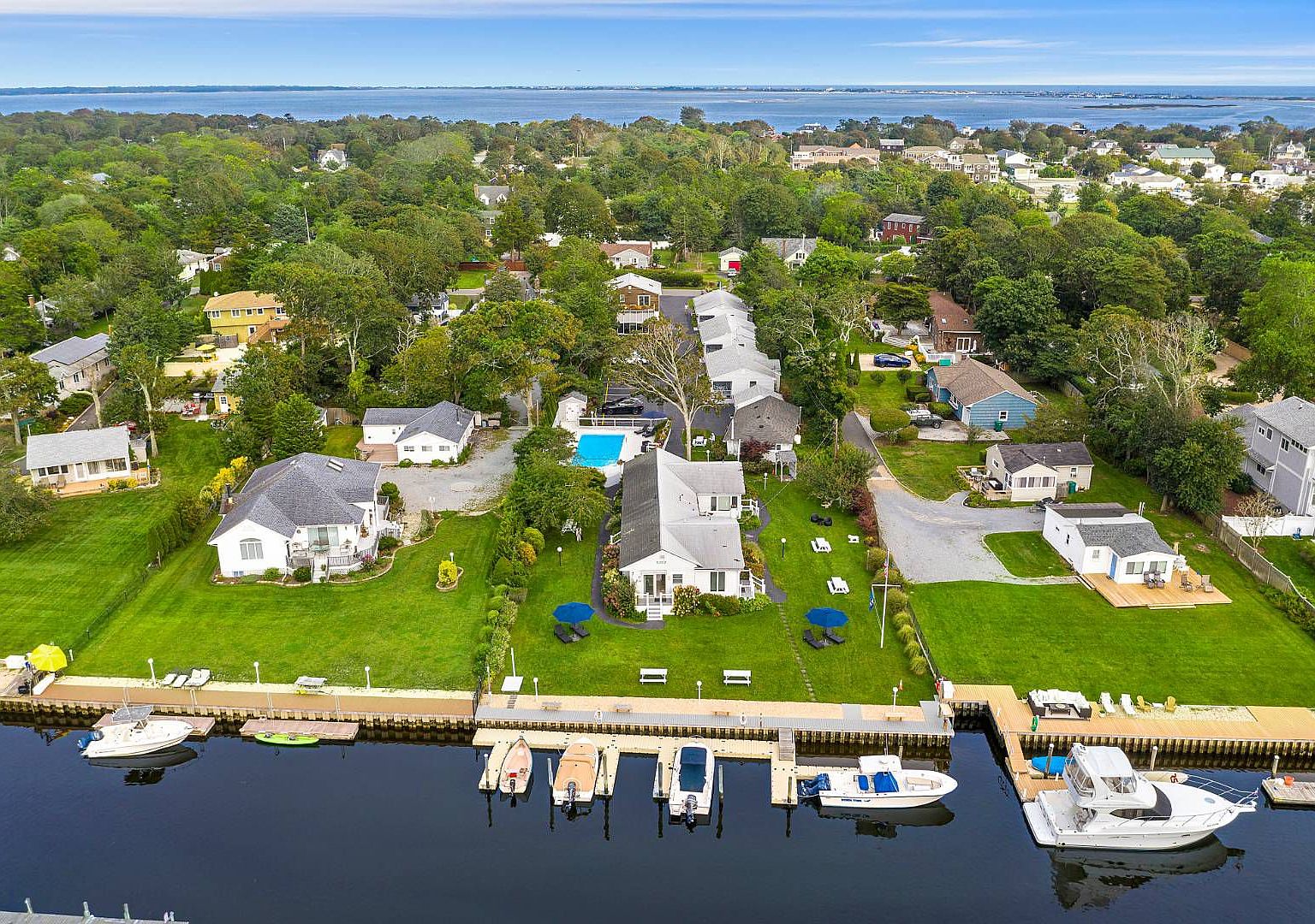 16 Penny Ln, Hampton Bays, NY 11946 Zillow