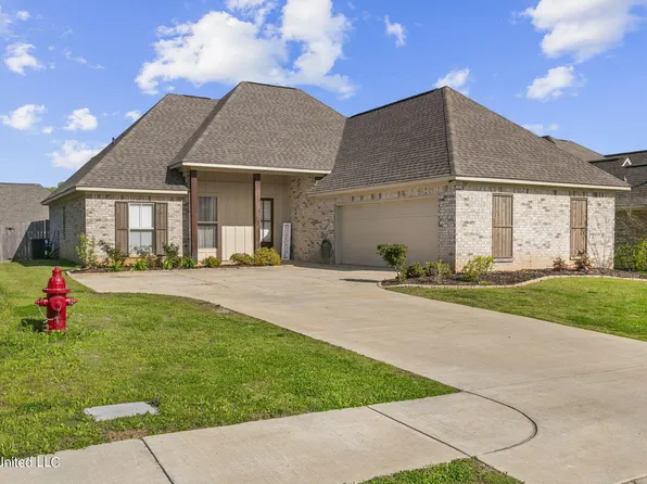 314 E Buttonwood Ln, Canton, MS 39046