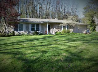636 East Dr, Marshall, MI