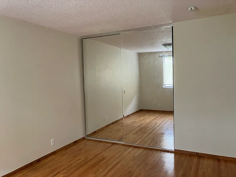 15 Montebello Dr — Photo 8