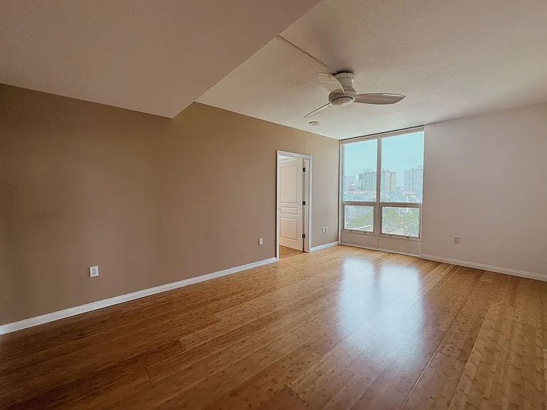 555 Front St #602 — Photo 24