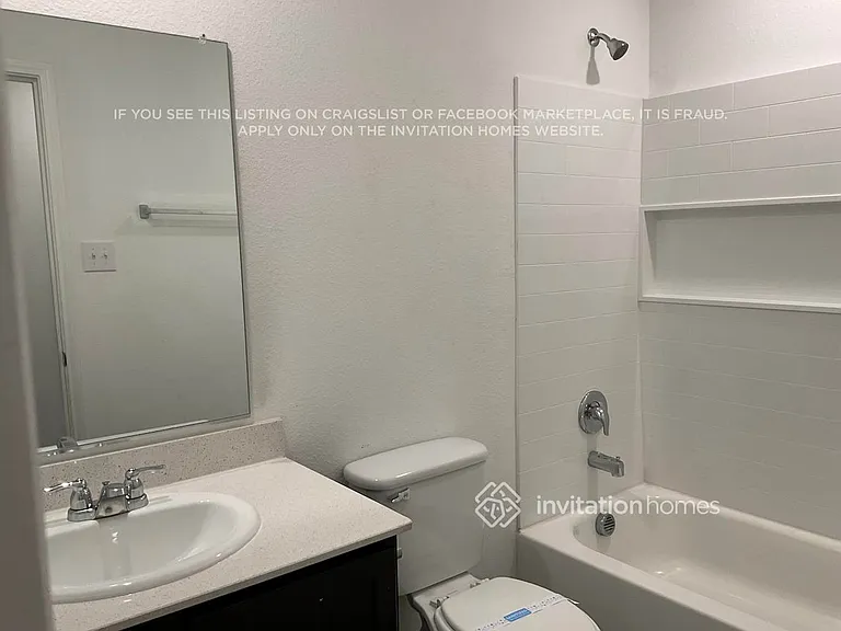 3038 Wallace Wells Ct — Photo 16