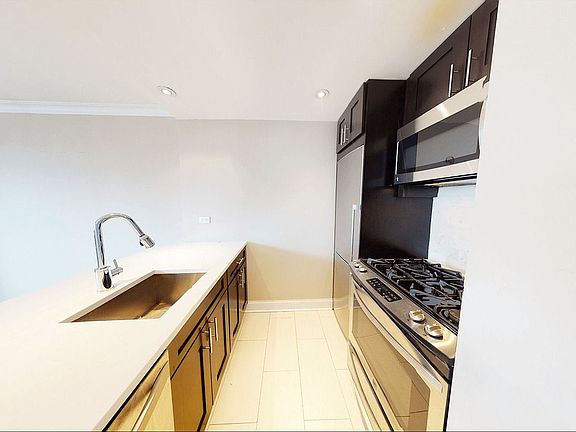 4th image of 40 Harrison St #4022E