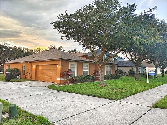 2nd image of 1019 Lake Doe Blvd