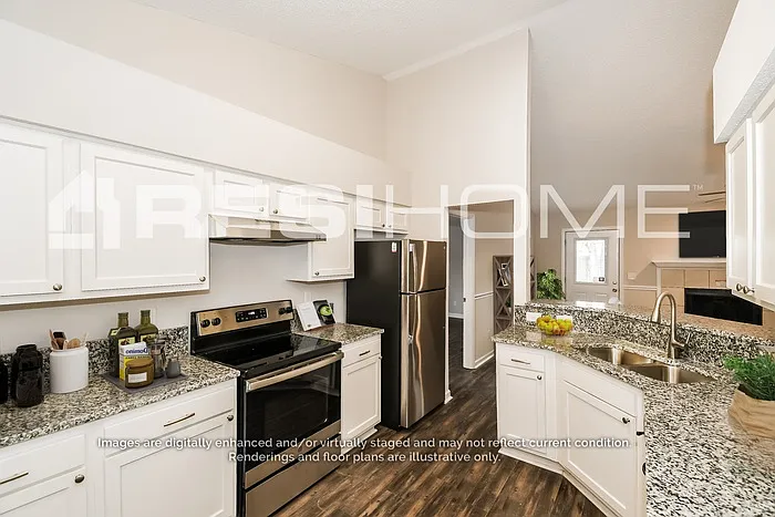151 Mayall Dr W — Photo 2