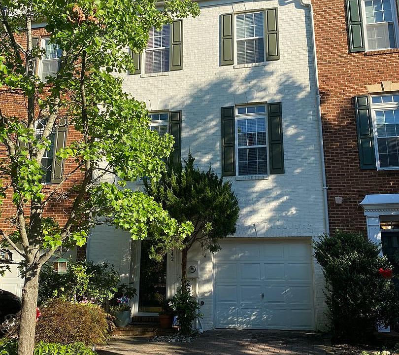 1st image of 5042 Grimm Dr