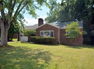 727 Hemlock Dr, Aliquippa, PA